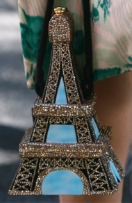 080510 eiffeltower-sex and the city.jpg